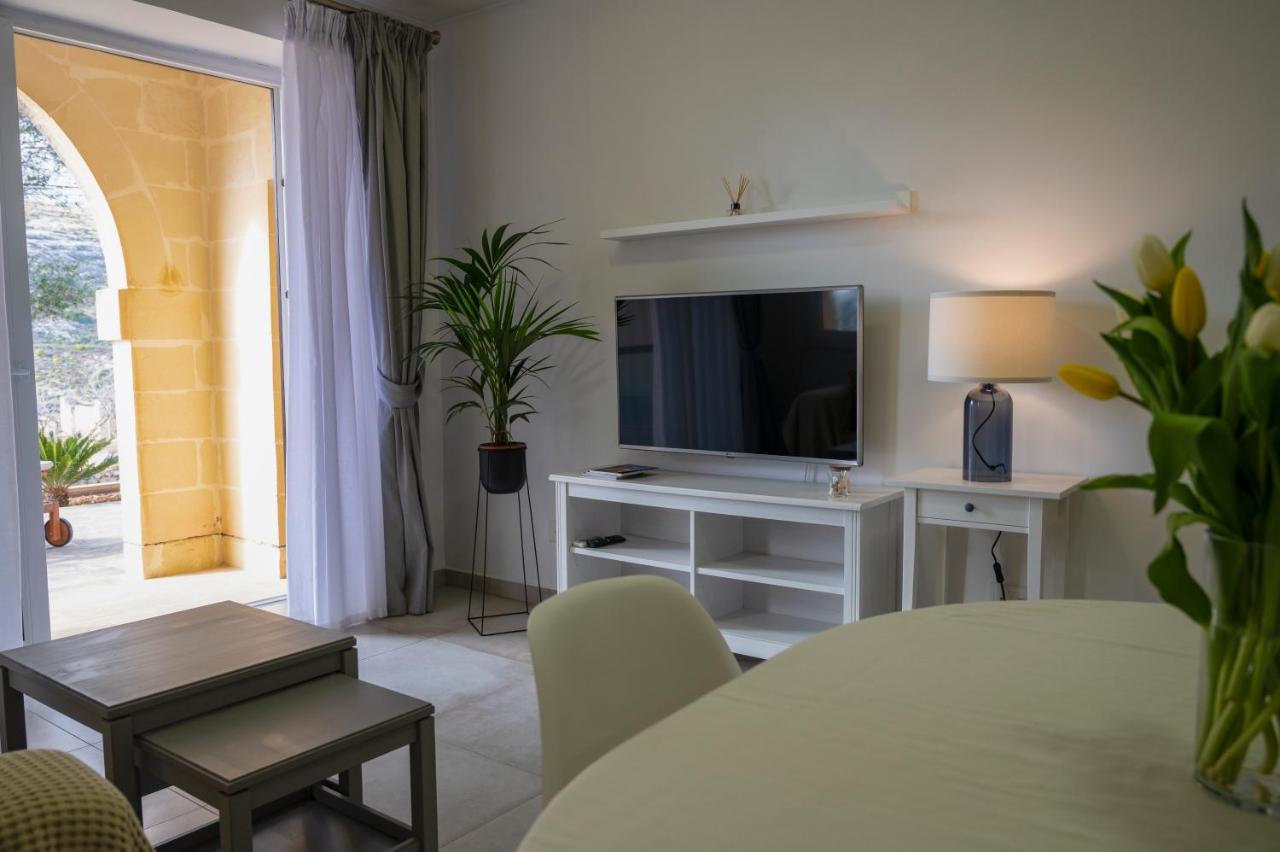 Luzzu - Family Friendly Maisonette Xlendi Exterior foto